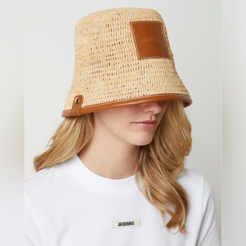 Jacquemus
Raffia Bucket Hat
Light Brown
58 (Medium)